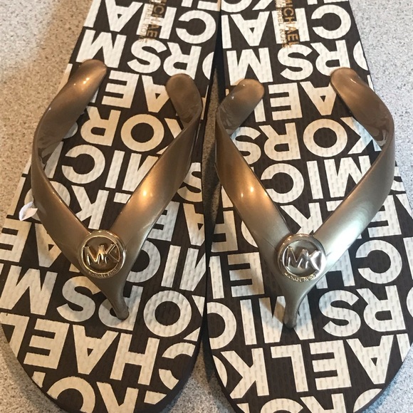 Gorgeous, New Michael Kors Flip flops❤️ - Picture 6 of 8